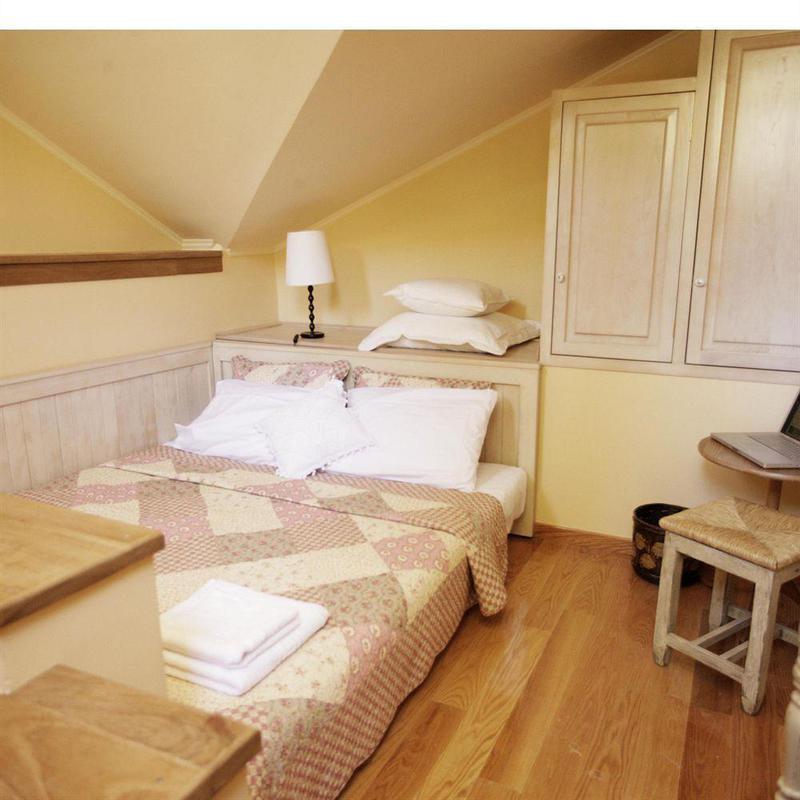 Traditional Hotel Ianthe Véssa Extérieur photo